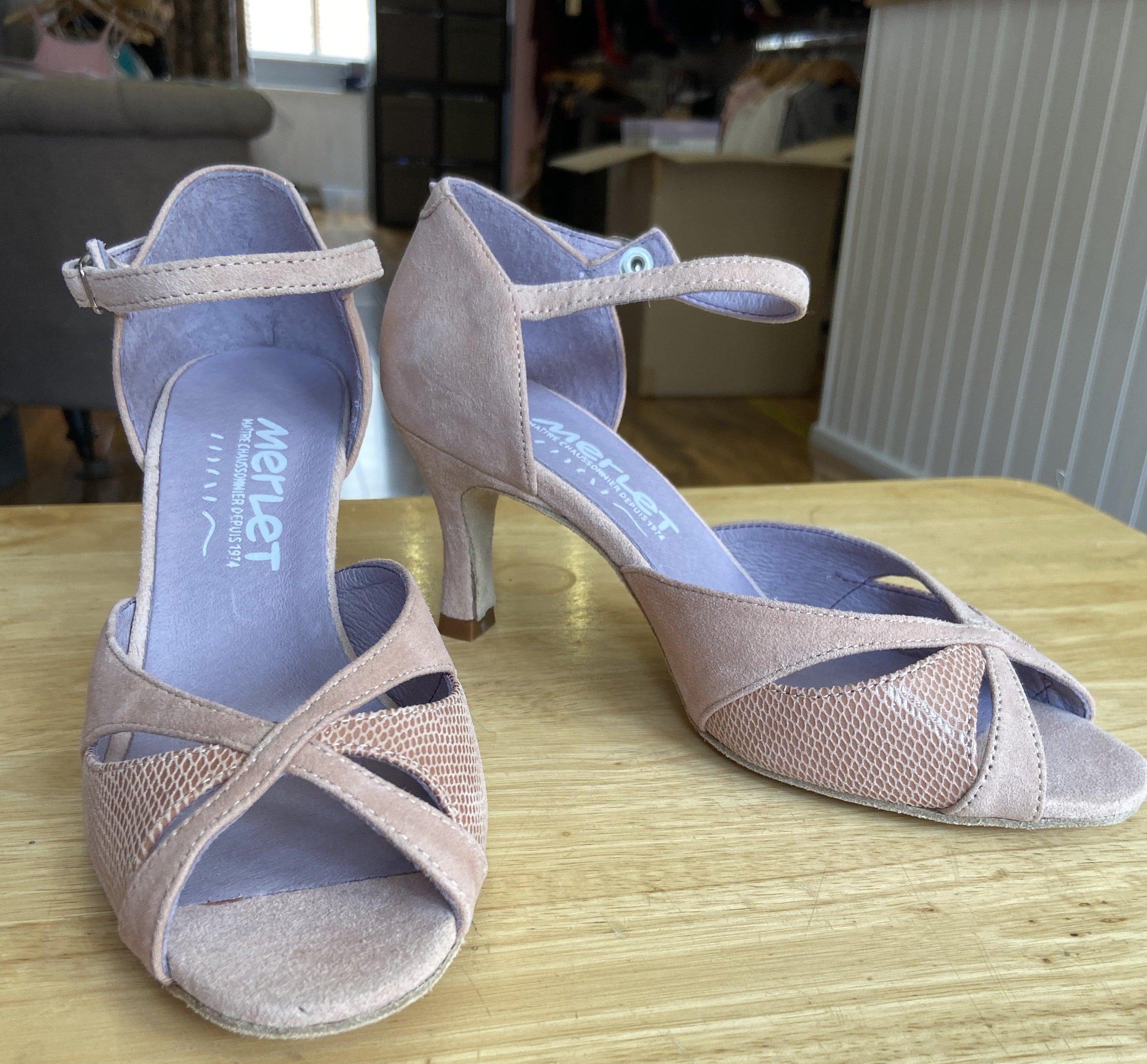 Merlet on sale dance shoes